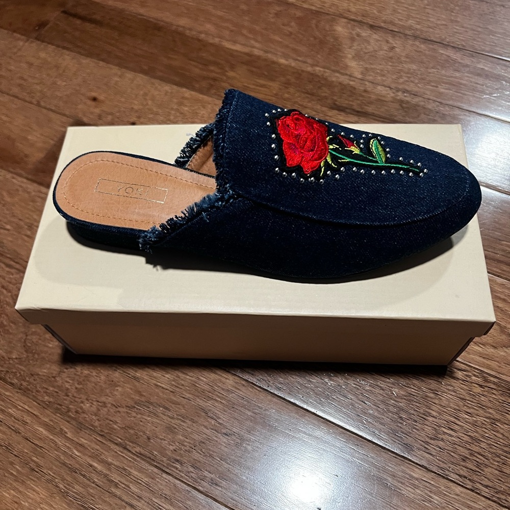 Women’s Yoki Shoes - Mule flats - Dark blue denim $10.00 each.
